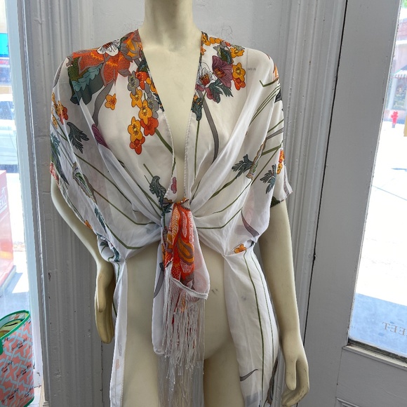 Coverup - Picture 4 of 4